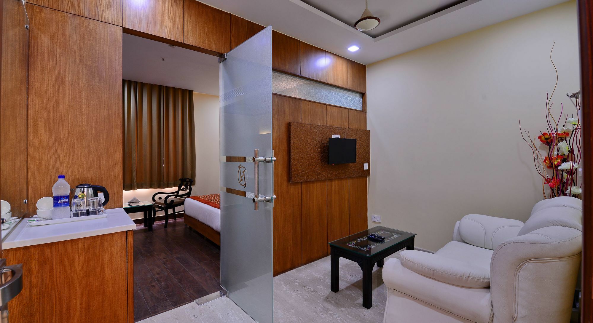 Hotel White Amritsar Ngoại thất bức ảnh